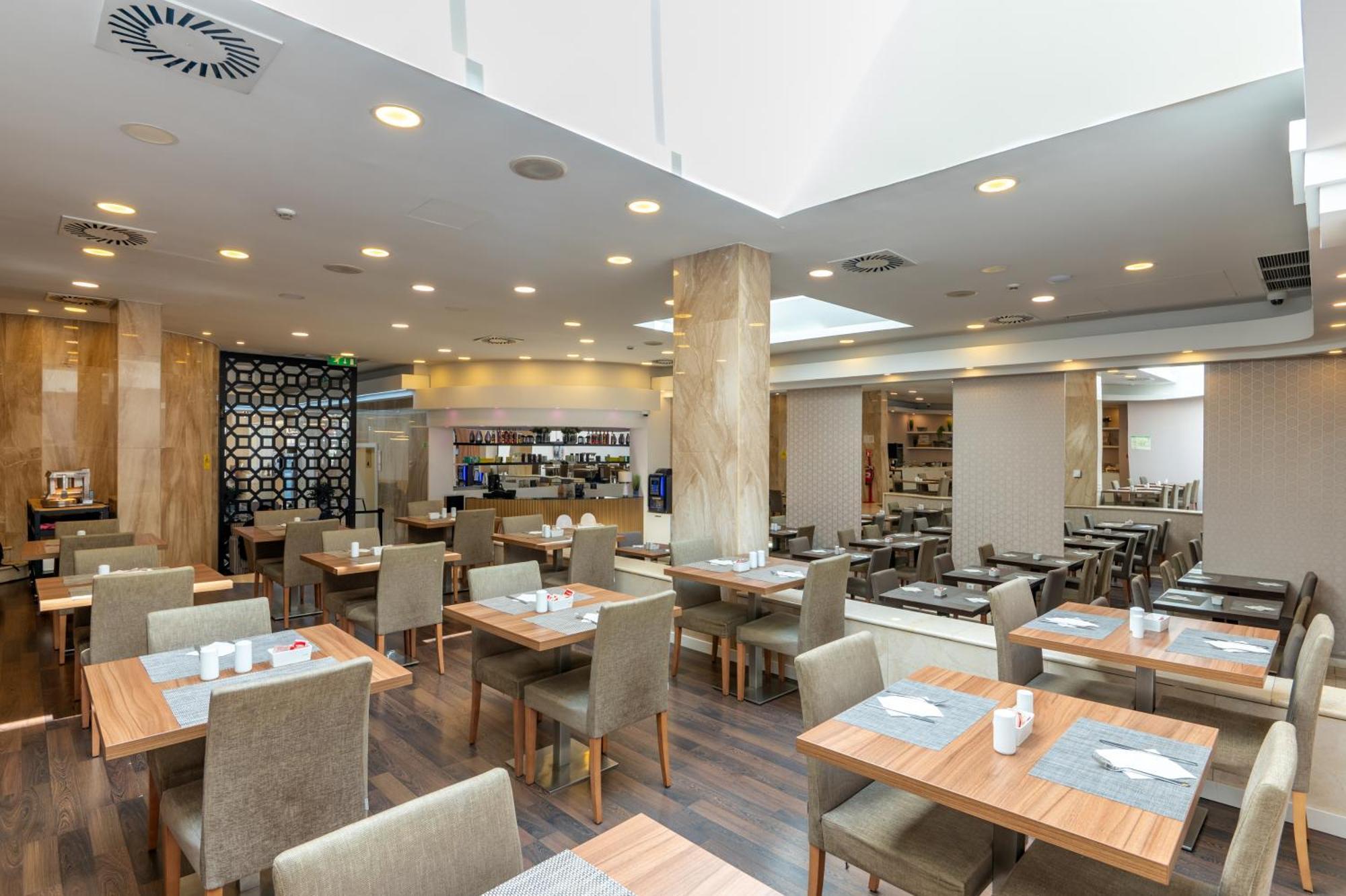 Hotel The Masa Almirante Stylish